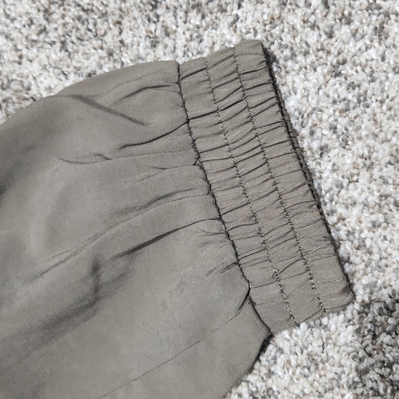 Zara Joggers - Picture 2 of 2